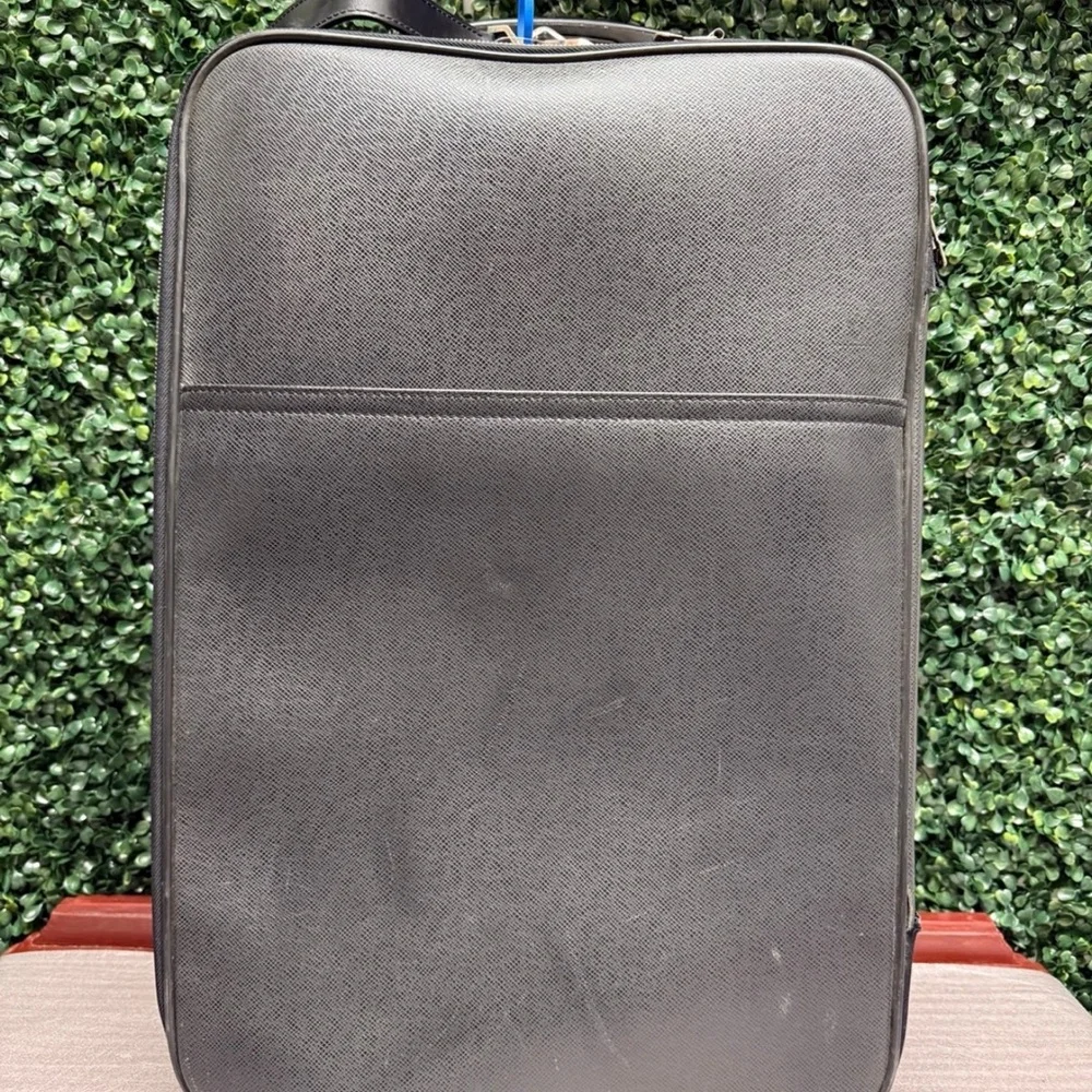 Louis Vuitton Taiga Pegasus 55 Rolling Suitcase Travel Luggage - Picture 2 of 12